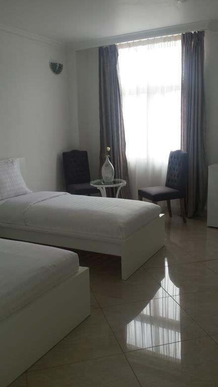 White House Addis Hotel Стая снимка