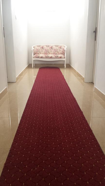 White House Addis Hotel Екстериор снимка