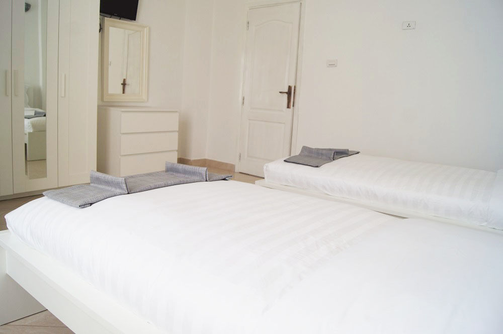 White House Addis Hotel Екстериор снимка