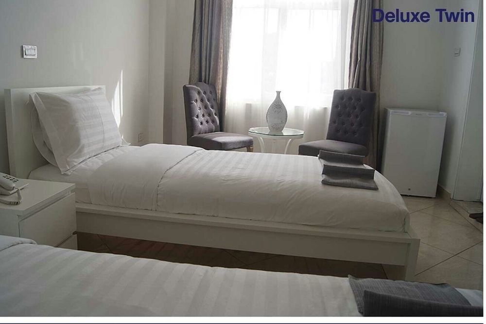 White House Addis Hotel Екстериор снимка