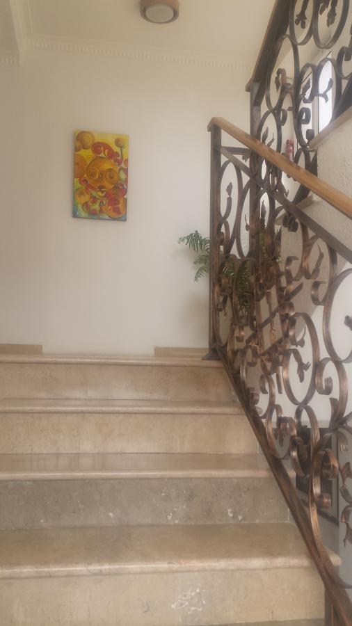 White House Addis Hotel Екстериор снимка