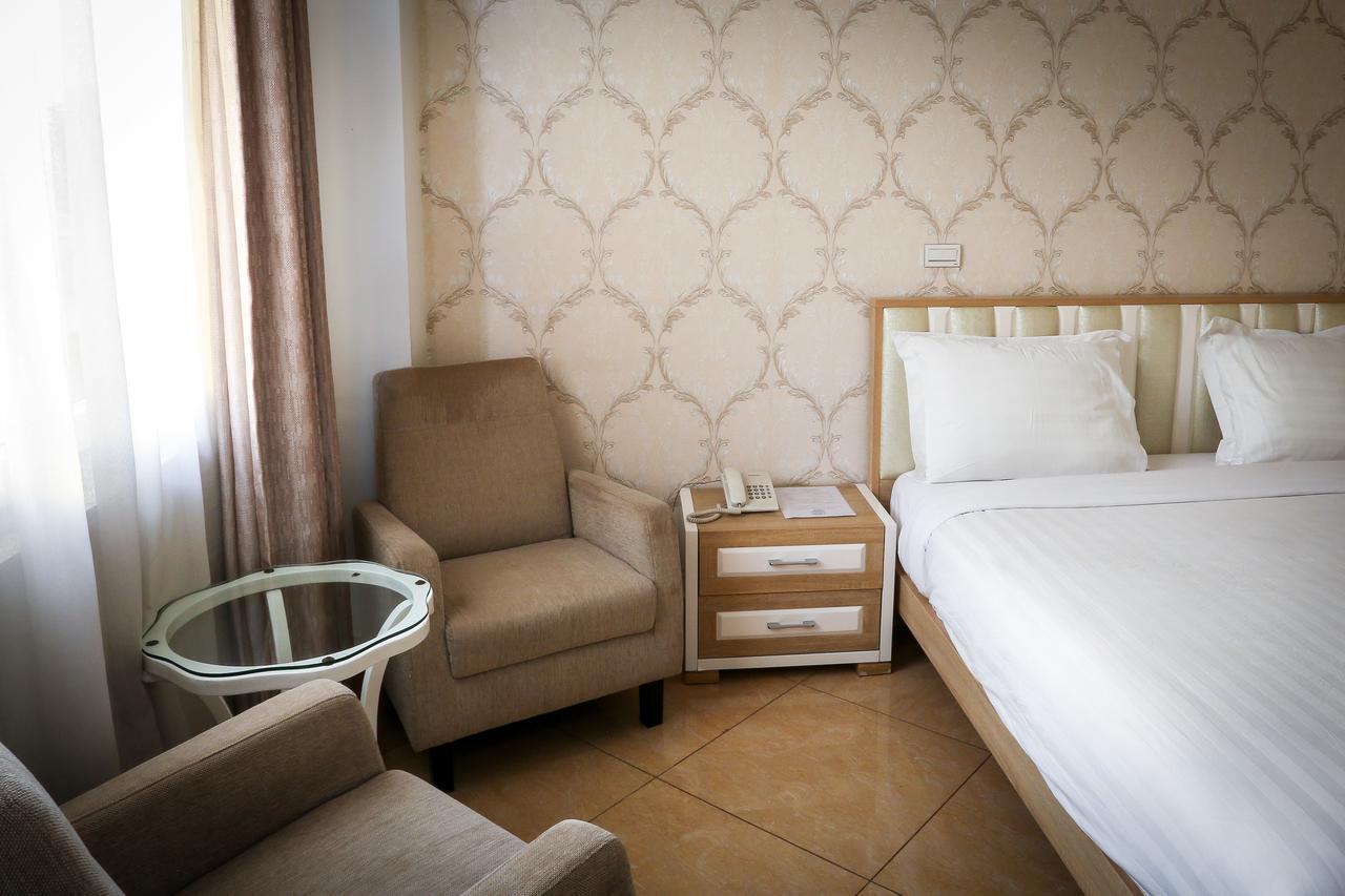 White House Addis Hotel Екстериор снимка