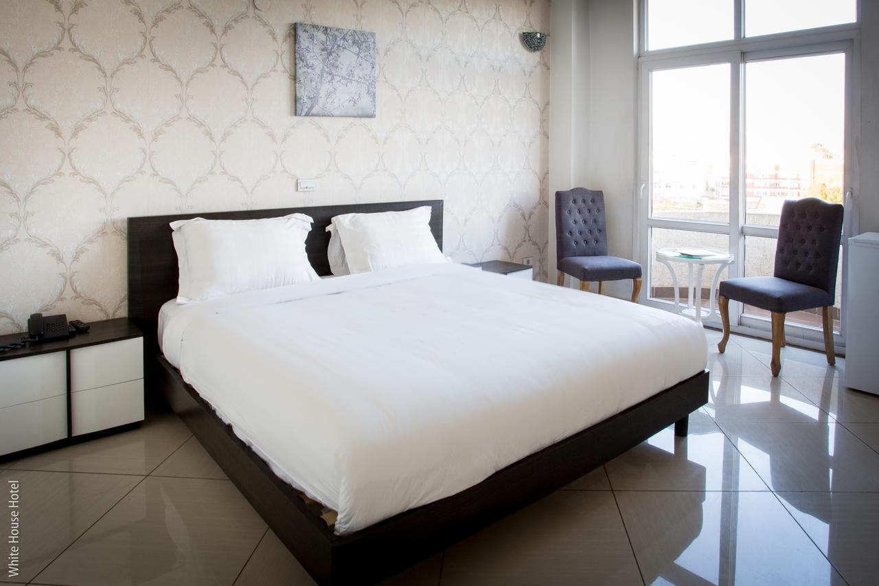 White House Addis Hotel Екстериор снимка