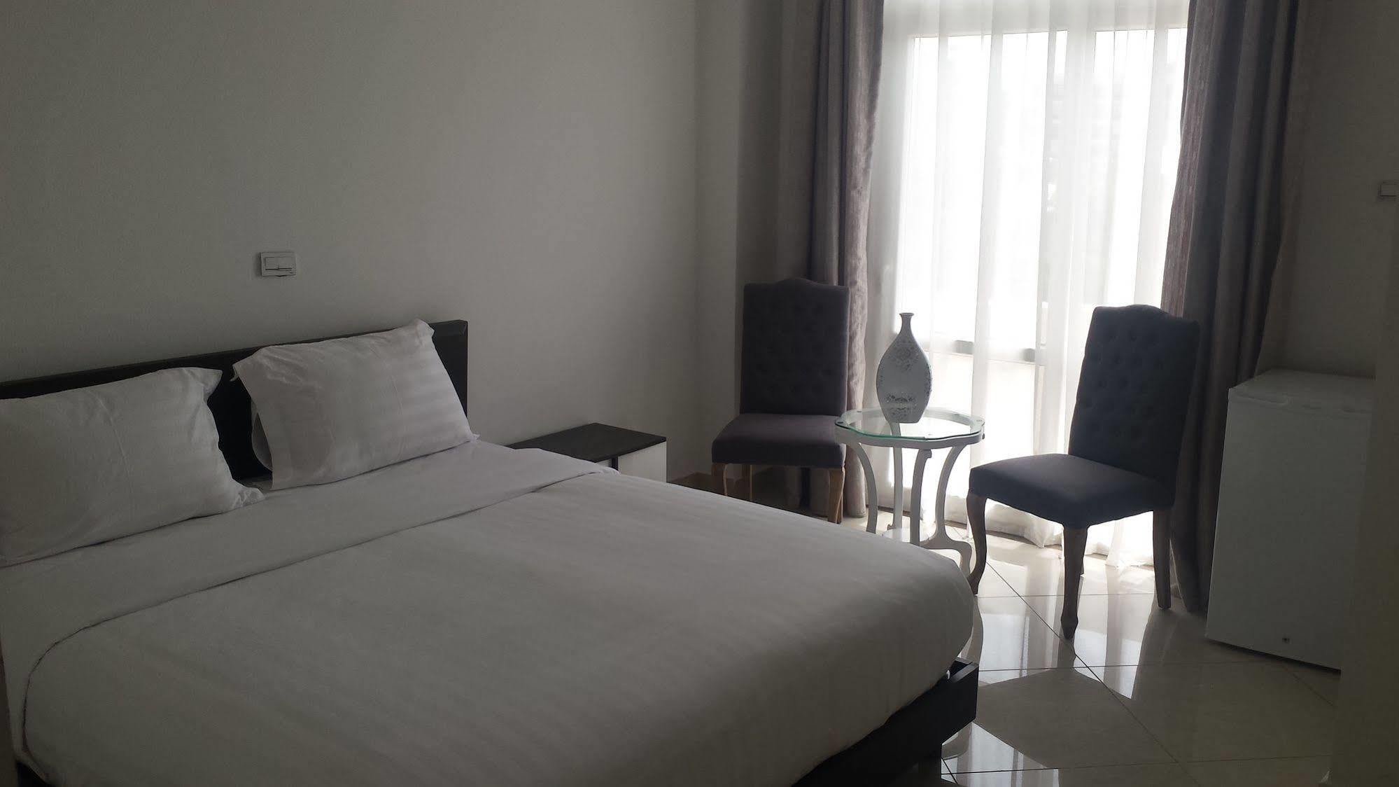 White House Addis Hotel Екстериор снимка