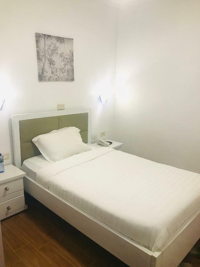 White House Addis Hotel Екстериор снимка
